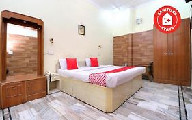 Oyo 24073 Hotel Hari Darshan